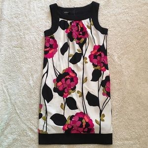 NWOT Chic Floral Dress